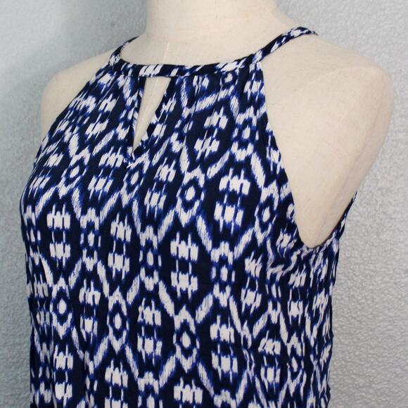 Old Navy Patterned High Neck Lightweight Sleeveless Top Size M - Picture 3 of 10